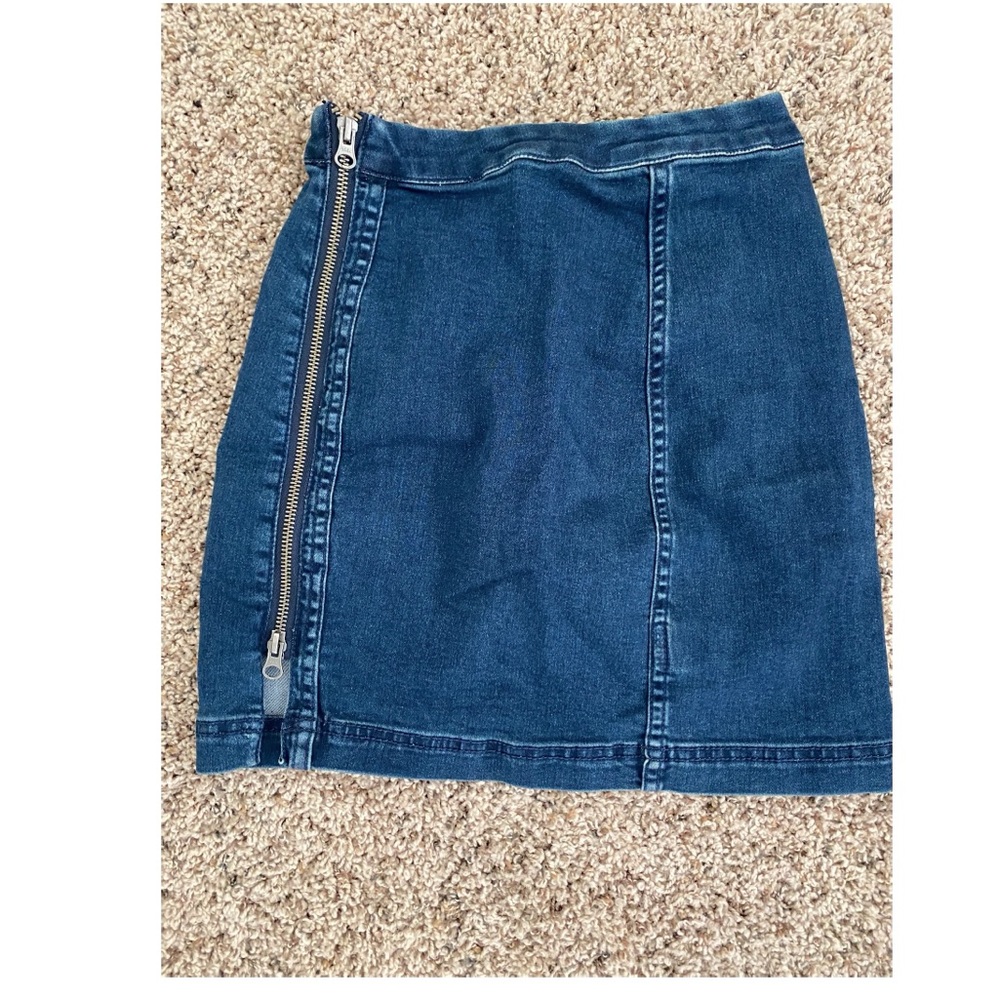 Denim skirt
